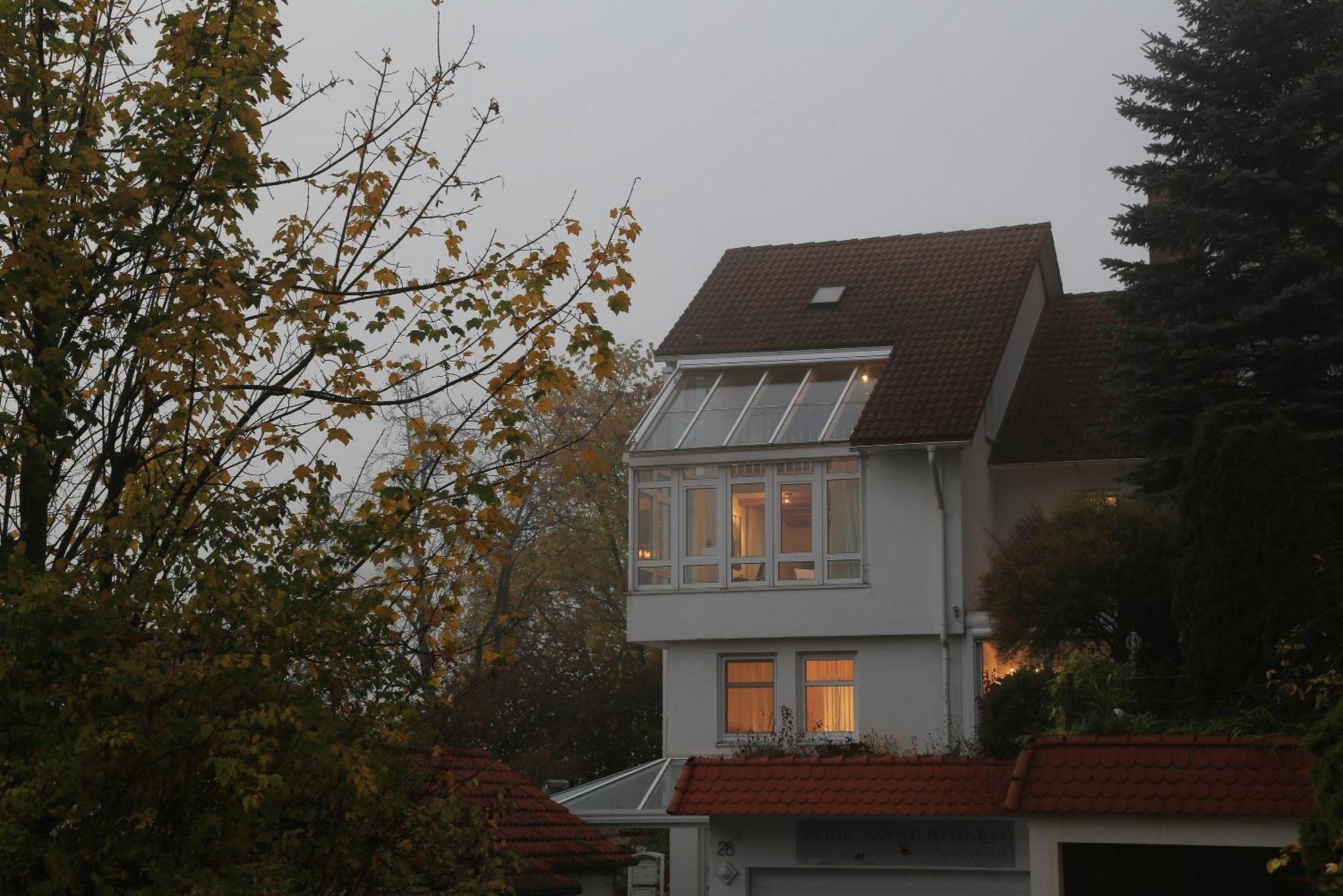 Апартаменты Haus Am Sonnenhuegel Бад-Урах Экстерьер фото